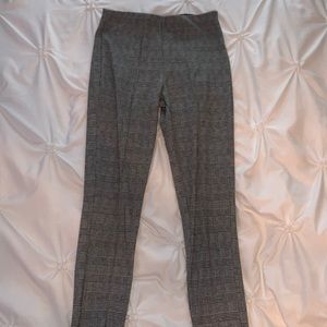 Plaid stretchy Pants size small